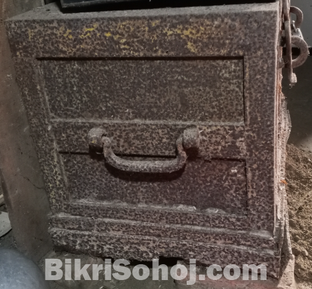 লোহার সিন্দুক